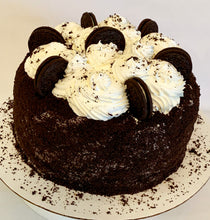 Load image into Gallery viewer, Cookies n Cream Cake