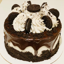 Load image into Gallery viewer, Cookies n Cream Cake