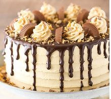 Load image into Gallery viewer, Reese’s Peanut Butter Cake