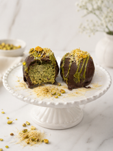 Load image into Gallery viewer, Cheesecake Truffles