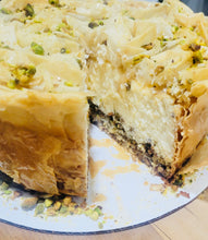 Load image into Gallery viewer, Baklava Cheesecake