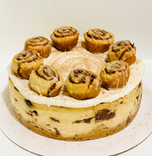 Load image into Gallery viewer, Cinnamon Roll Cheesecake