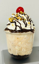 Load image into Gallery viewer, Cheesecake Flurry Cups (6 cups)