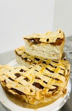Load image into Gallery viewer, Apple Pie Cheesecake