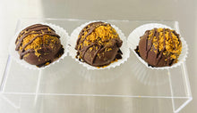 Load image into Gallery viewer, Cheesecake Truffles