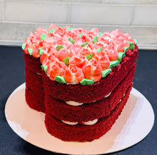 Load image into Gallery viewer, Limited Edition Valentine’s Day Cakes