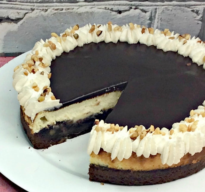Hot Fudge Sundae Brownie Cheesecake
