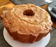 Load image into Gallery viewer, Sour Cream Pound Cake