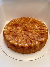 Load image into Gallery viewer, Caramel Apple Cheesecake